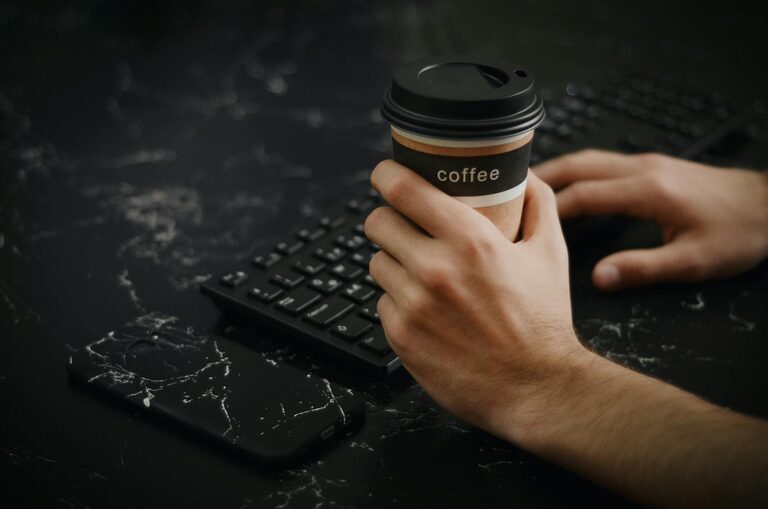 Simple Routines to Start and End Your Workday Effectively